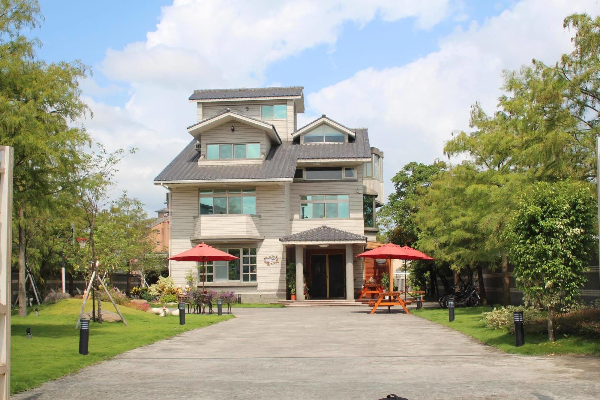 Yilan Pine Villa Homestay Луодонг Екстериор снимка